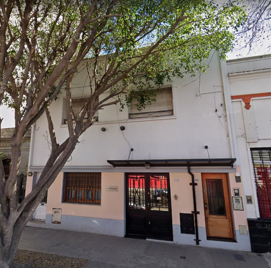 Exterior de Consultorios Médicos Pueyrredón en Banfield